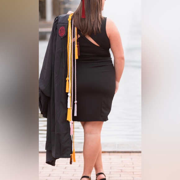 Guess Bodycon Dress - Picture 1 of 5